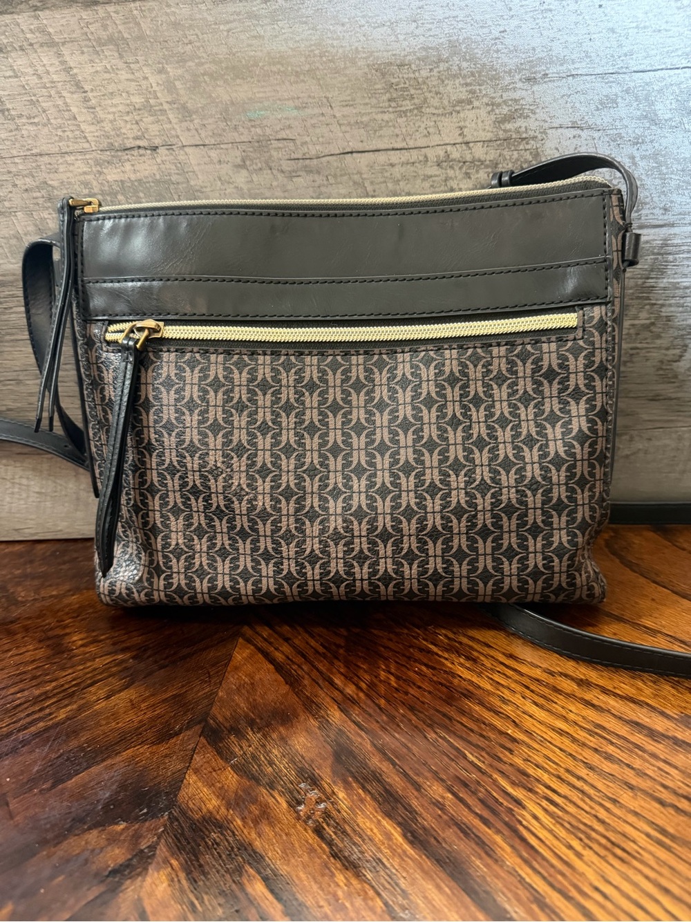 Fossil black & brown monogram logo adjustable strap key charm crossbody purse - Picture 4 of 11